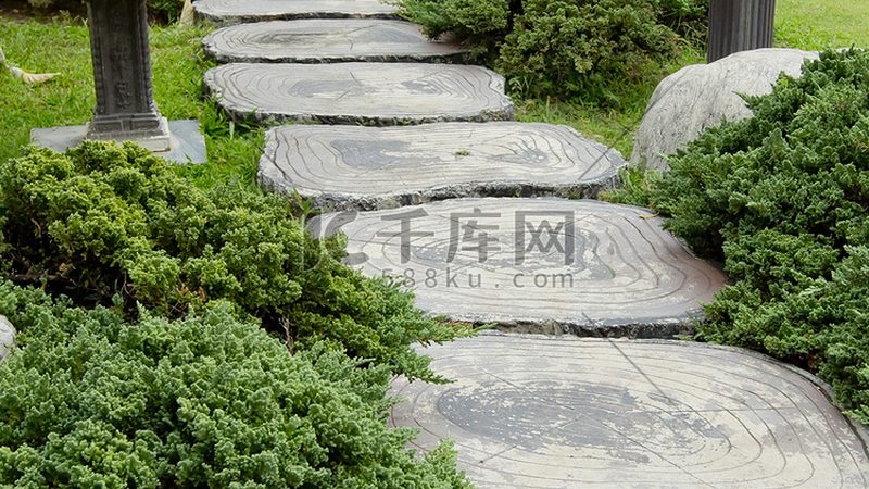 别墅花园尺寸规划：如何科学布局，打造理想家园**